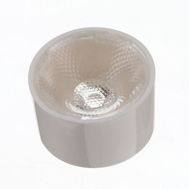 CA18477_TINA-Y-SS-WHT